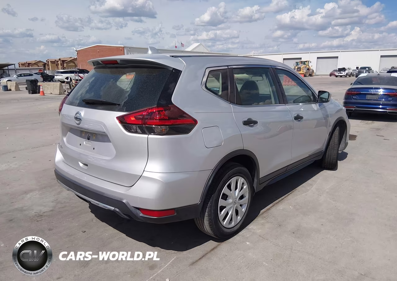 2018 Nissan Rogue S VIN:5N1AT2MT2JC830440 - 4