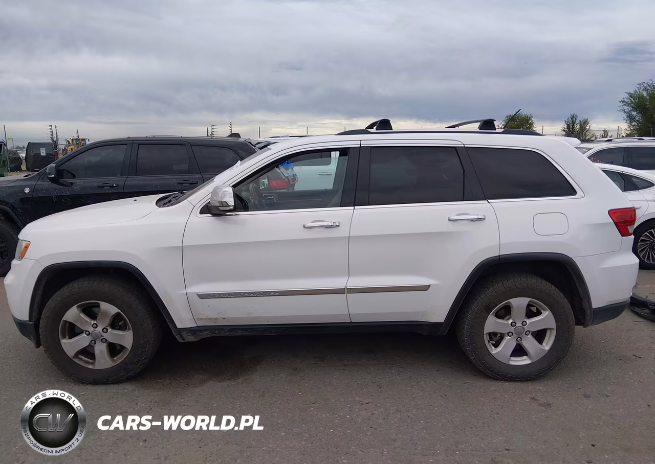 2013 Jeep Grand Cherokee Overland VIN:1C4RJFCT6DC559750 - 14