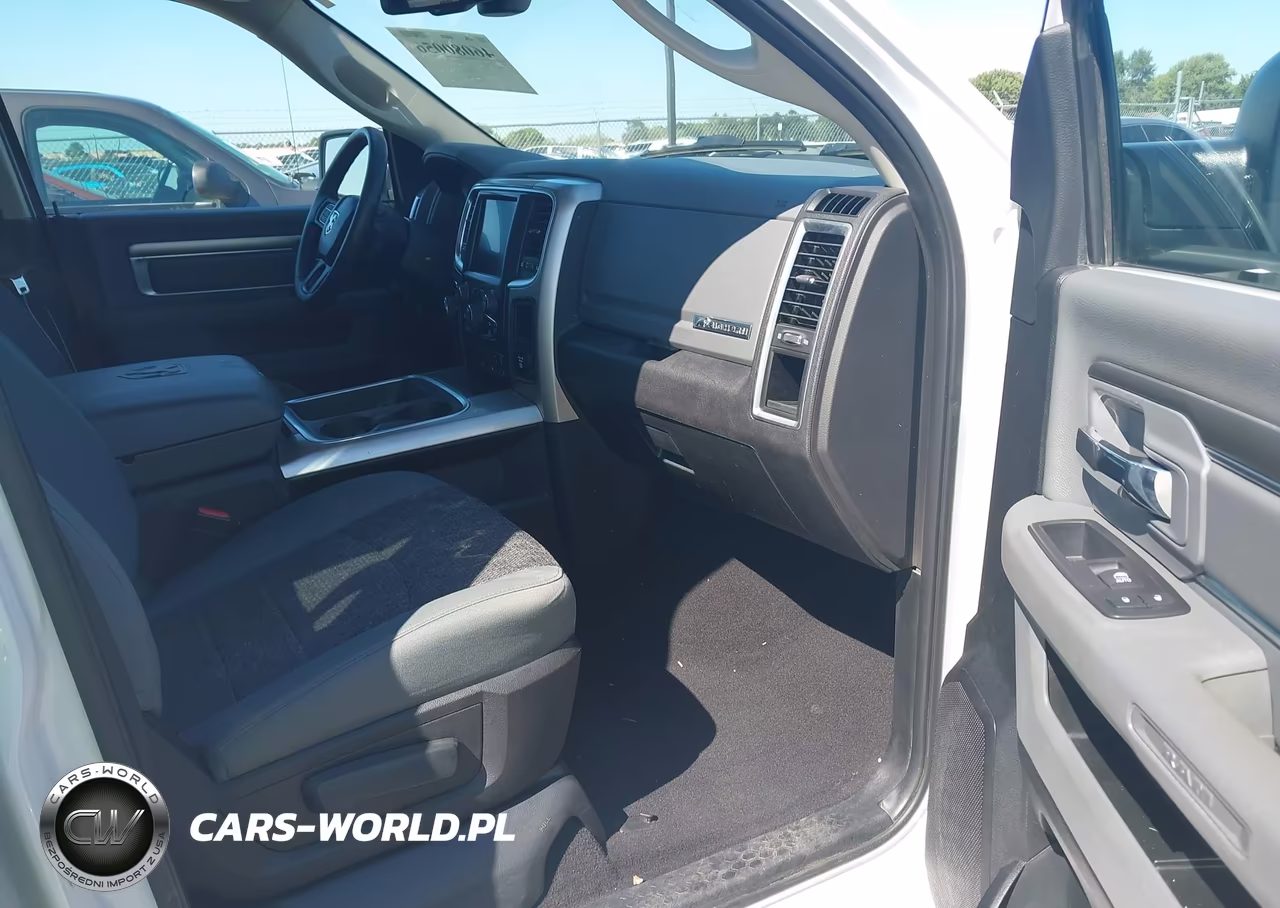 2017 Ram 1500 Big Horn 4X4 6'4 Box VIN:1C6RR7GT5HS549058 - 5