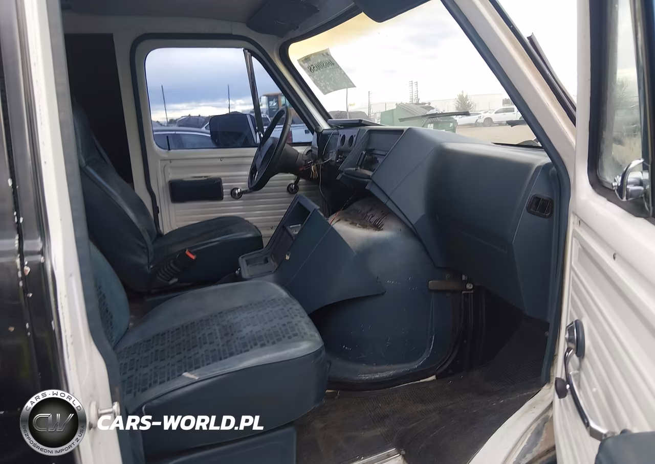 1992 Chevrolet G20 VIN:2GCEG25Z9N4119213 - 5