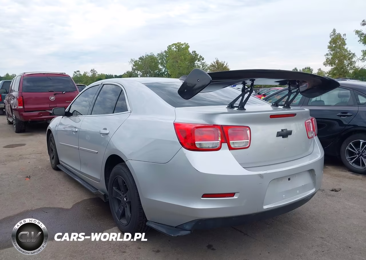 2014 Chevrolet Malibu 1Ls VIN:1G11B5SL1EF165555 - 3