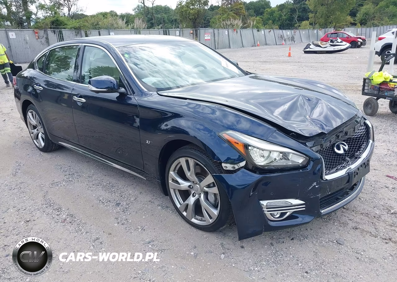 2017 Infiniti Q70L 3.7X – zdjęcie 1 z 16