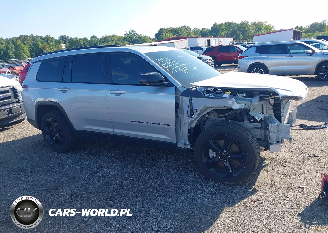 2025 Jeep Grand Cherokee L Limited 4X4 VIN:1C4RJKBG2S8694270 - 13