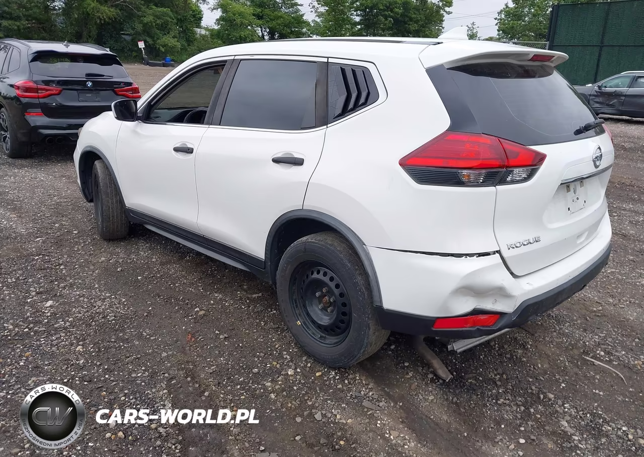2017 Nissan Rogue S VIN:JN8AT2MV2HW008420 - 3
