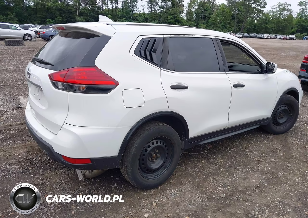 2017 Nissan Rogue S VIN:JN8AT2MV2HW008420 - 4