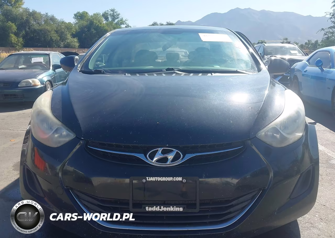 2012 Hyundai Elantra Gls VIN:5NPDH4AE7CH068606 - 12