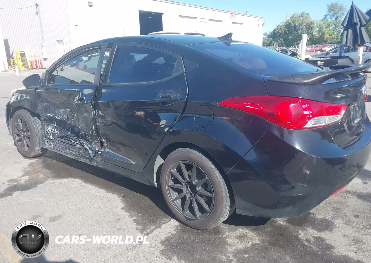 2012 Hyundai Elantra Gls VIN:5NPDH4AE7CH068606 - 3