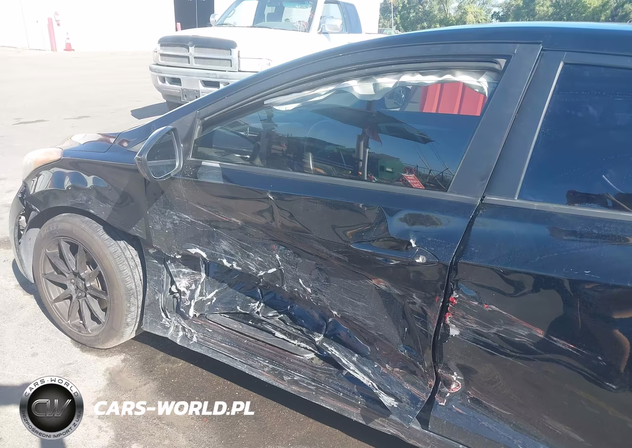 2012 Hyundai Elantra Gls VIN:5NPDH4AE7CH068606 - 6