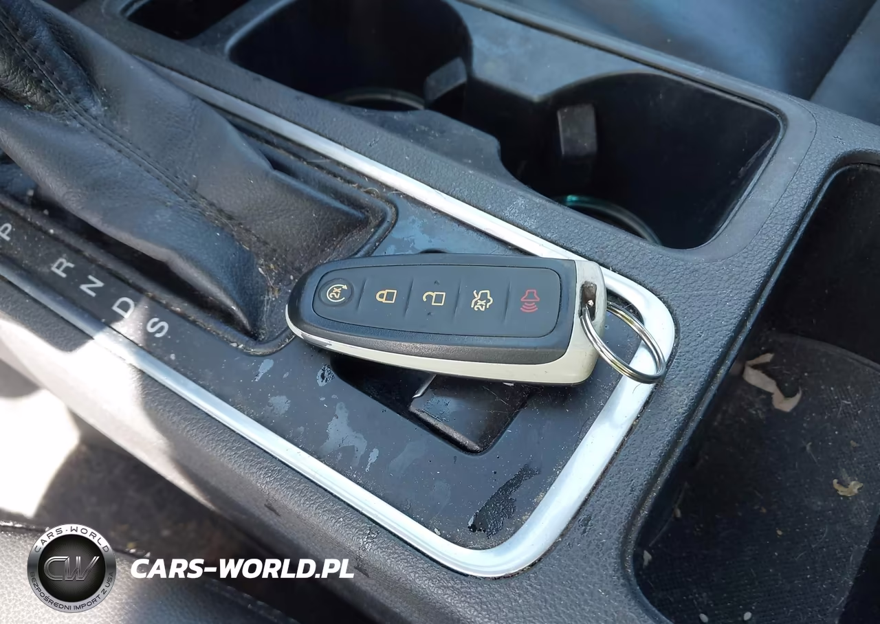 2017 Ford Escape Titanium VIN:1FMCU9JD1HUC75190 - 11