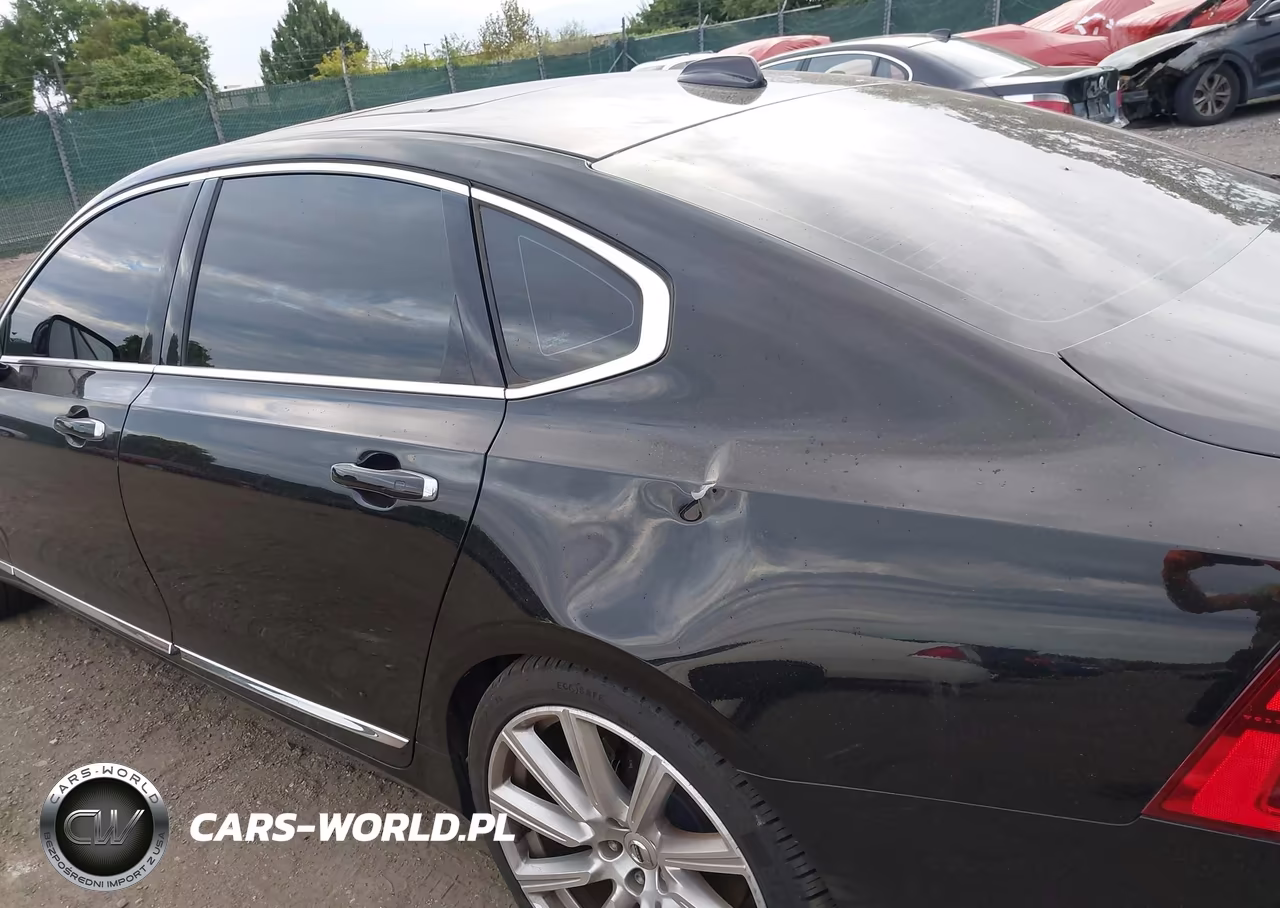 2018 Volvo S90 T6 Inscription VIN:LVYA22ML7JP057098 - 18