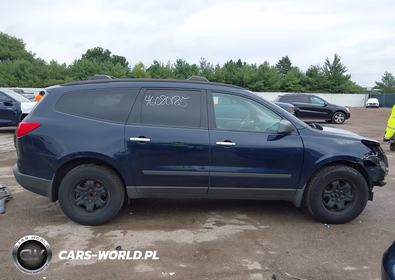 2011 Chevrolet Traverse Ls VIN:1GNKRFED1BJ204131 - 14