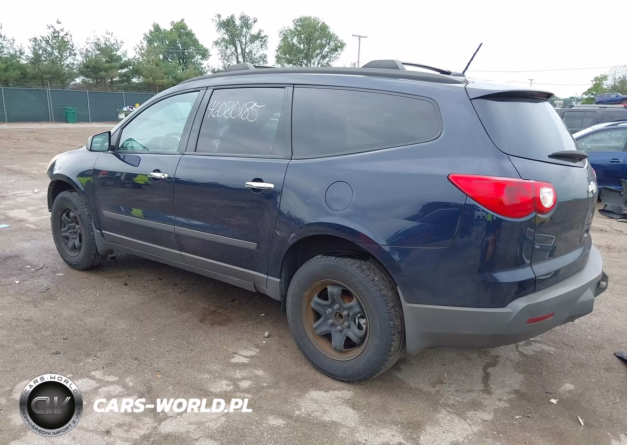 2011 Chevrolet Traverse Ls VIN:1GNKRFED1BJ204131 - 3
