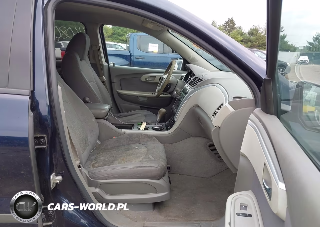 2011 Chevrolet Traverse Ls VIN:1GNKRFED1BJ204131 - 5