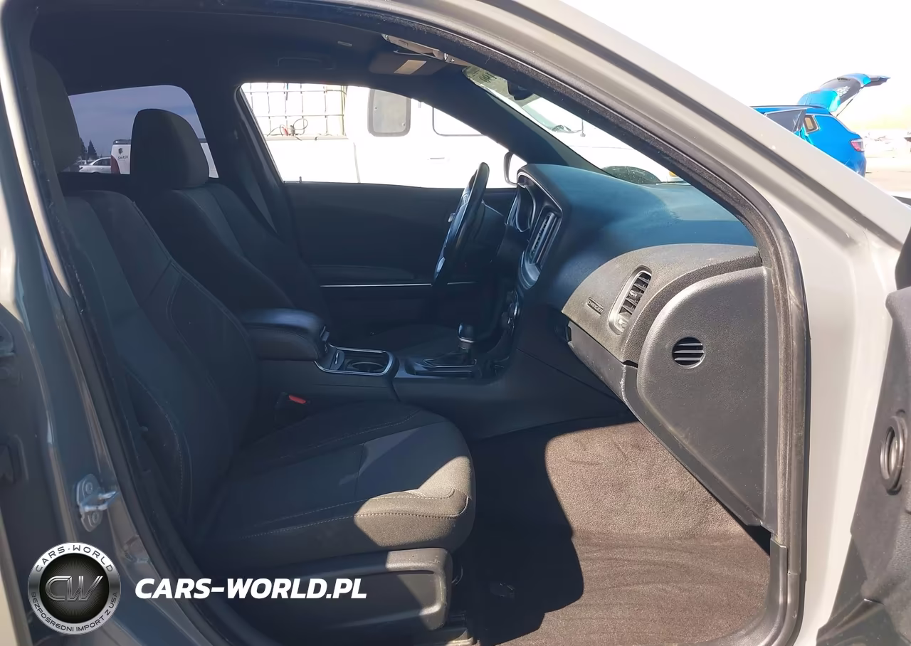 2018 Dodge Charger Sxt Plus Rwd VIN:2C3CDXHG6JH125436 - 5
