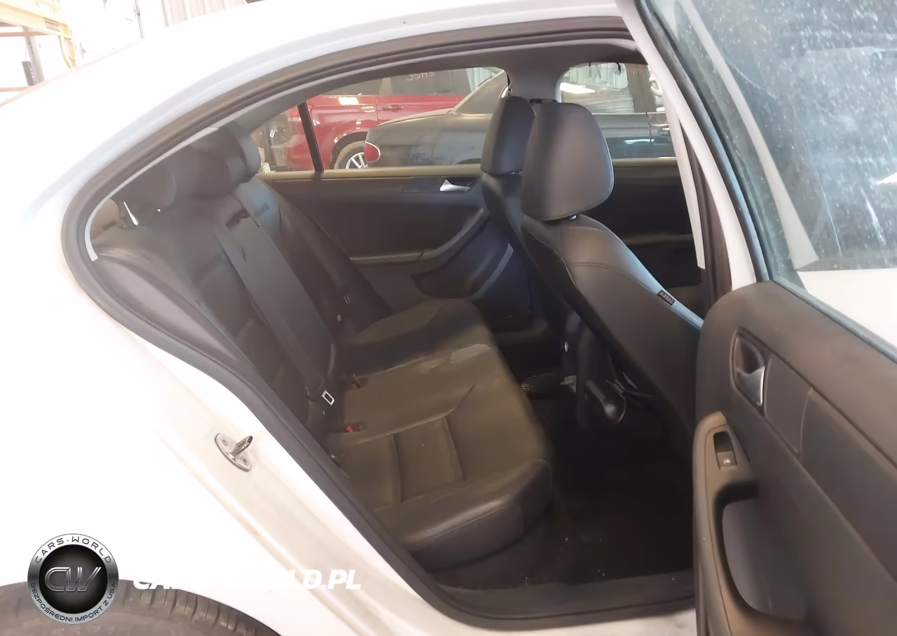 2014 Volkswagen Jetta 1.8T Se VIN:3VWD17AJ2EM263624 - 8