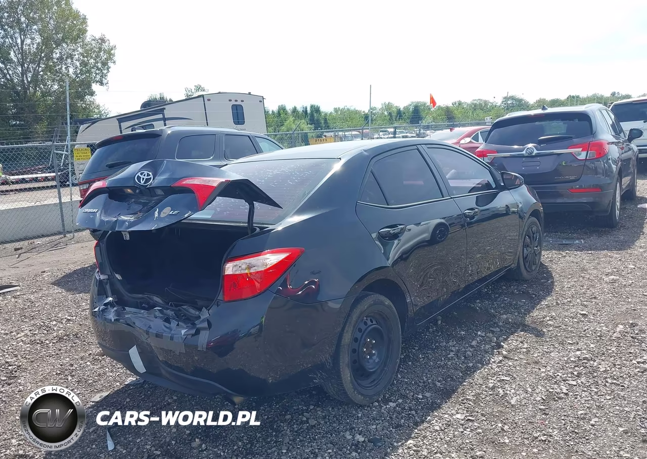 2017 Toyota Corolla Le VIN:2T1BURHE2HC839098 - 4