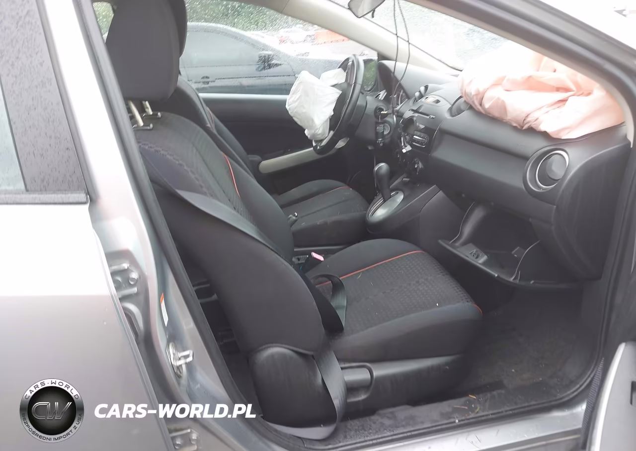 2011 Mazda Mazda2 Touring VIN:JM1DE1HZ1B0115009 - 5