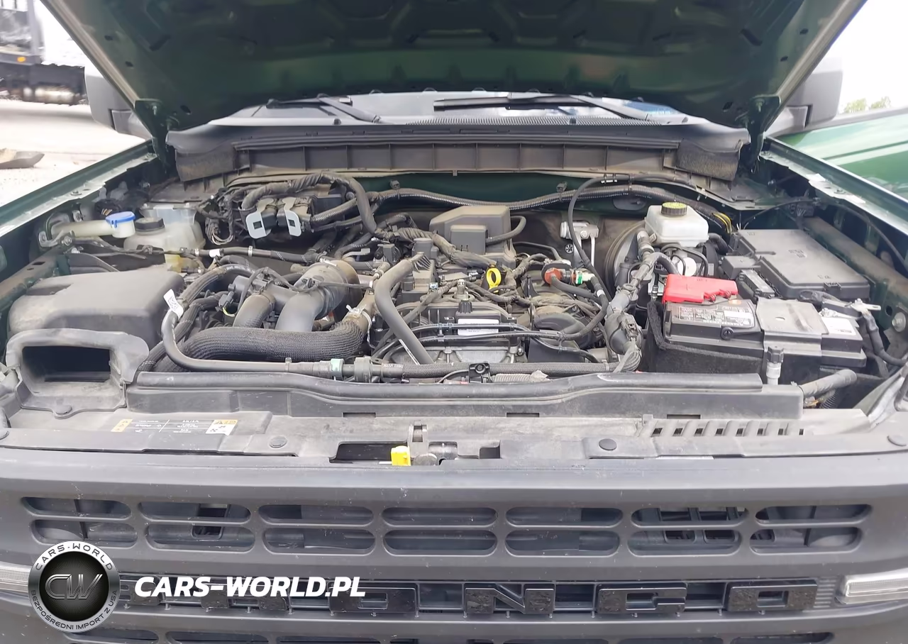 2022 Ford Bronco VIN:1FMDE5CH0NLB77070 - 10
