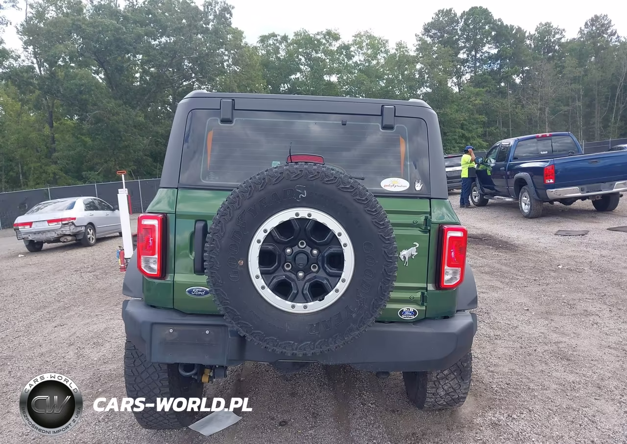 2022 Ford Bronco VIN:1FMDE5CH0NLB77070 - 16