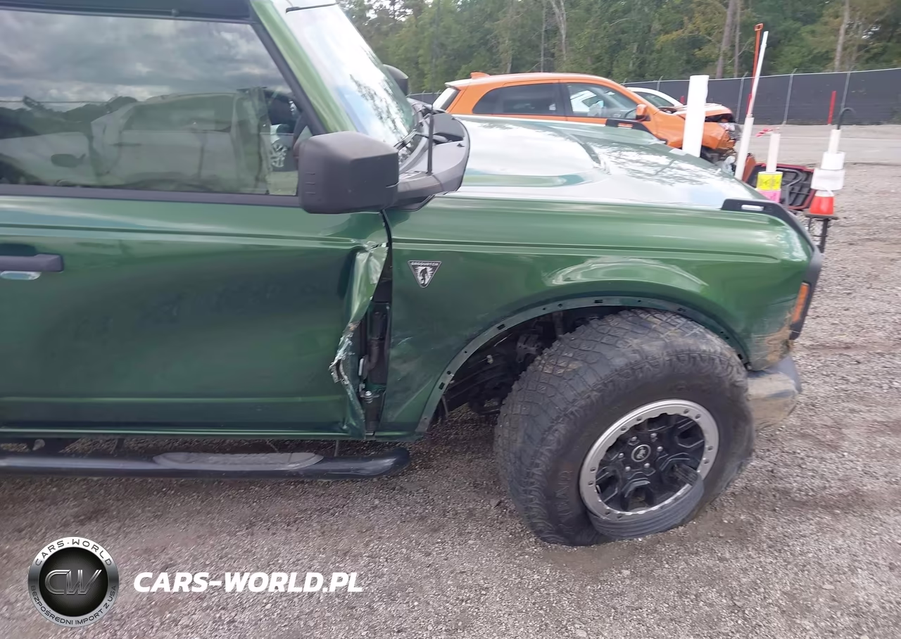 2022 Ford Bronco VIN:1FMDE5CH0NLB77070 - 6