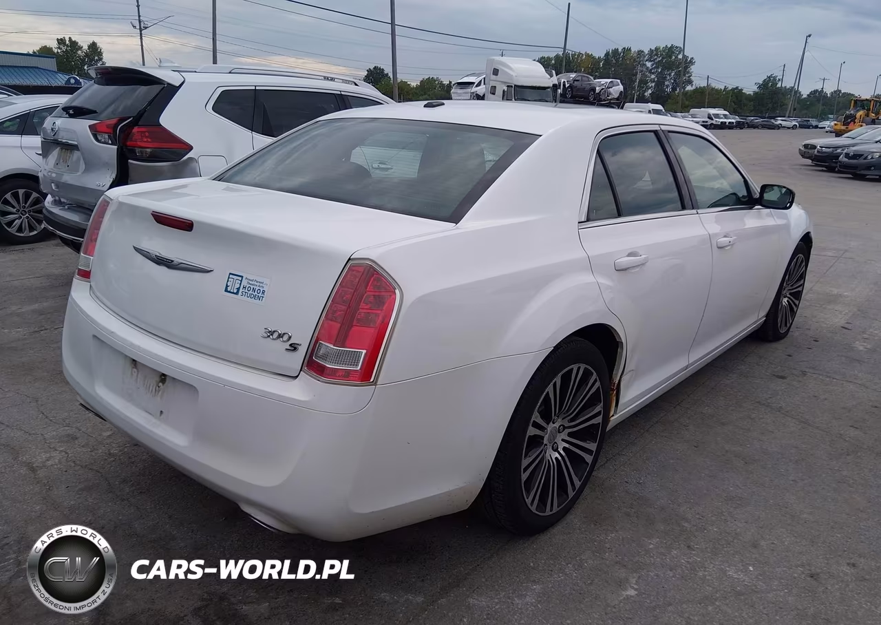 2012 Chrysler 300 S V6 VIN:2C3CCABGXCH283919 - 4