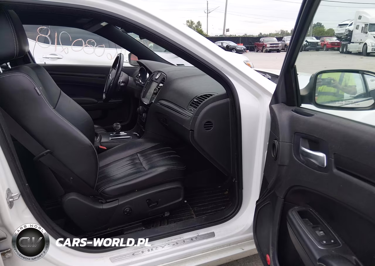 2012 Chrysler 300 S V6 VIN:2C3CCABGXCH283919 - 5
