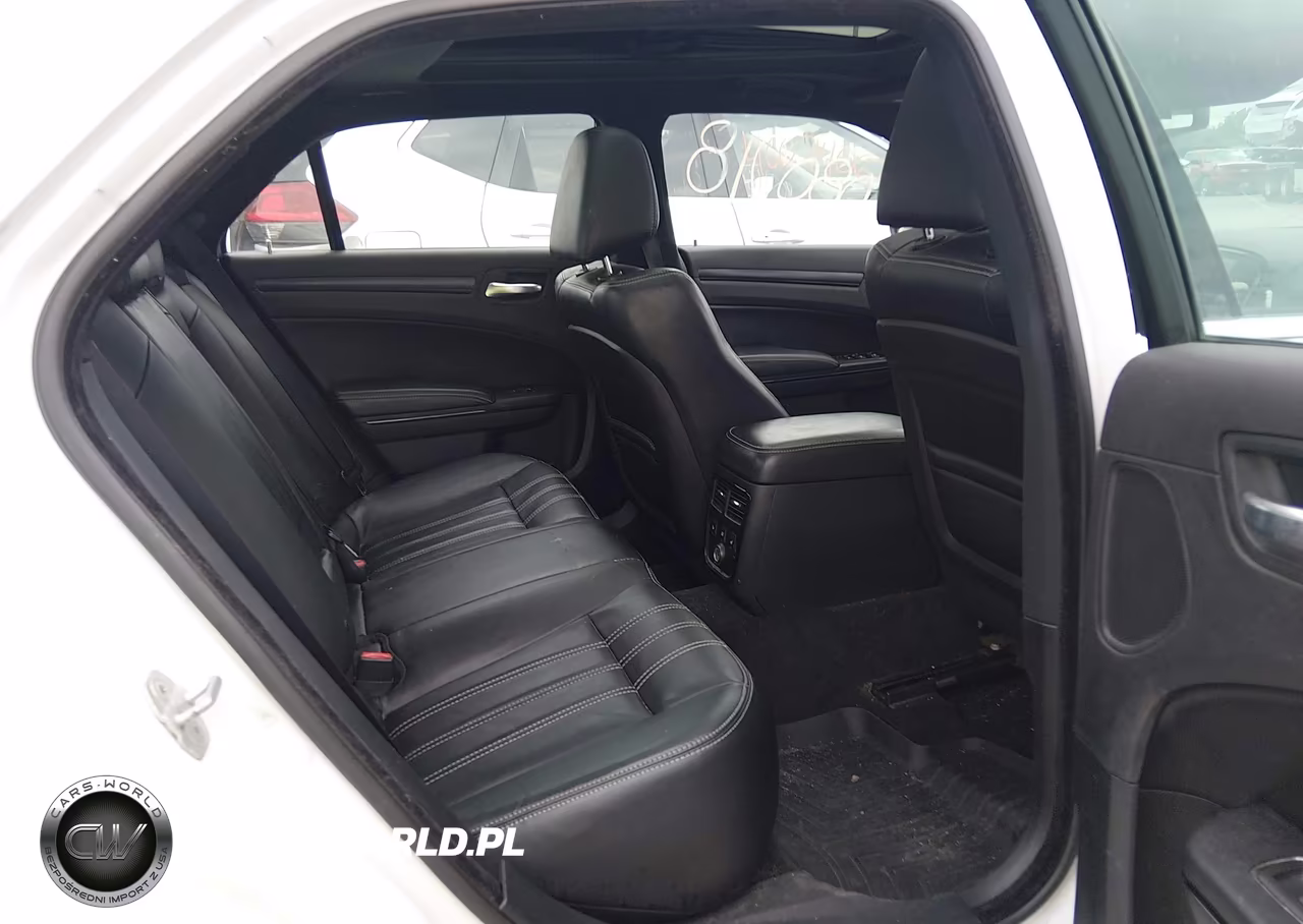 2012 Chrysler 300 S V6 VIN:2C3CCABGXCH283919 - 8