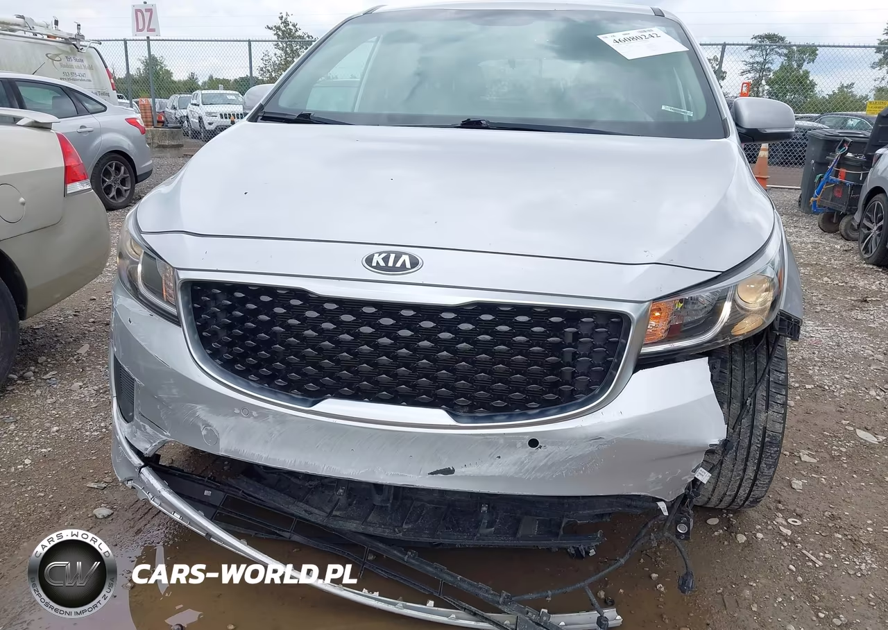 2018 Kia Sedona Lx VIN:KNDMB5C13J6379605 - 6