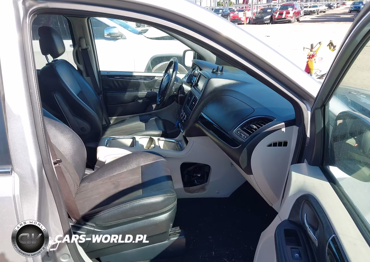 2019 Dodge Grand Caravan Sxt VIN:2C4RDGCG1KR689102 - 5