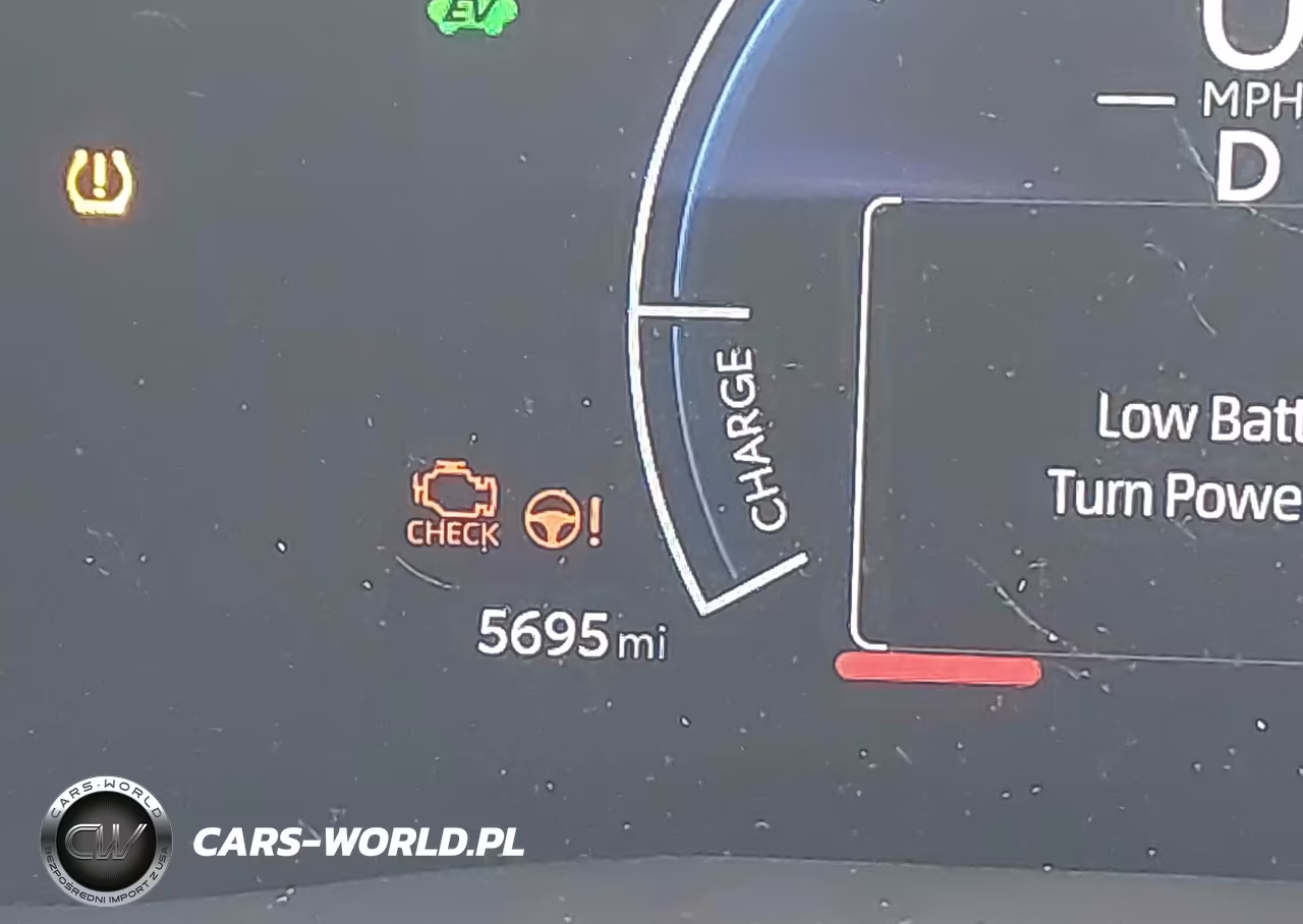 2025 Toyota Camry Le VIN:4T1DAACK9SU591437 - 15