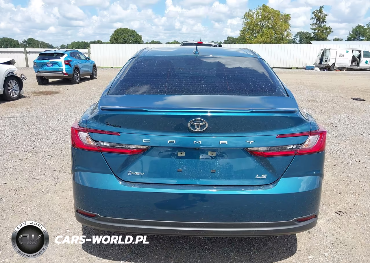 2025 Toyota Camry Le VIN:4T1DAACK9SU591437 - 16