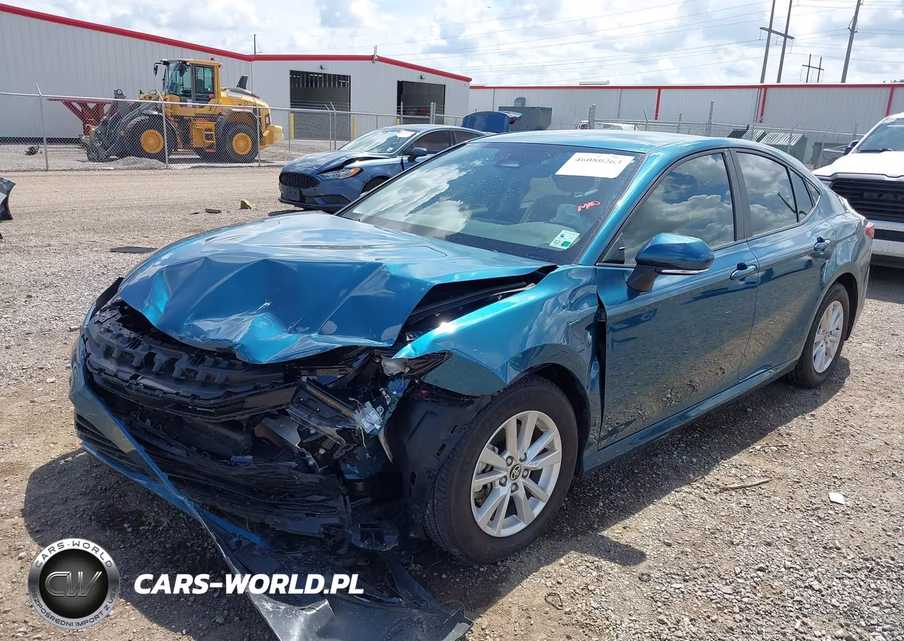 2025 Toyota Camry Le VIN:4T1DAACK9SU591437 - 2