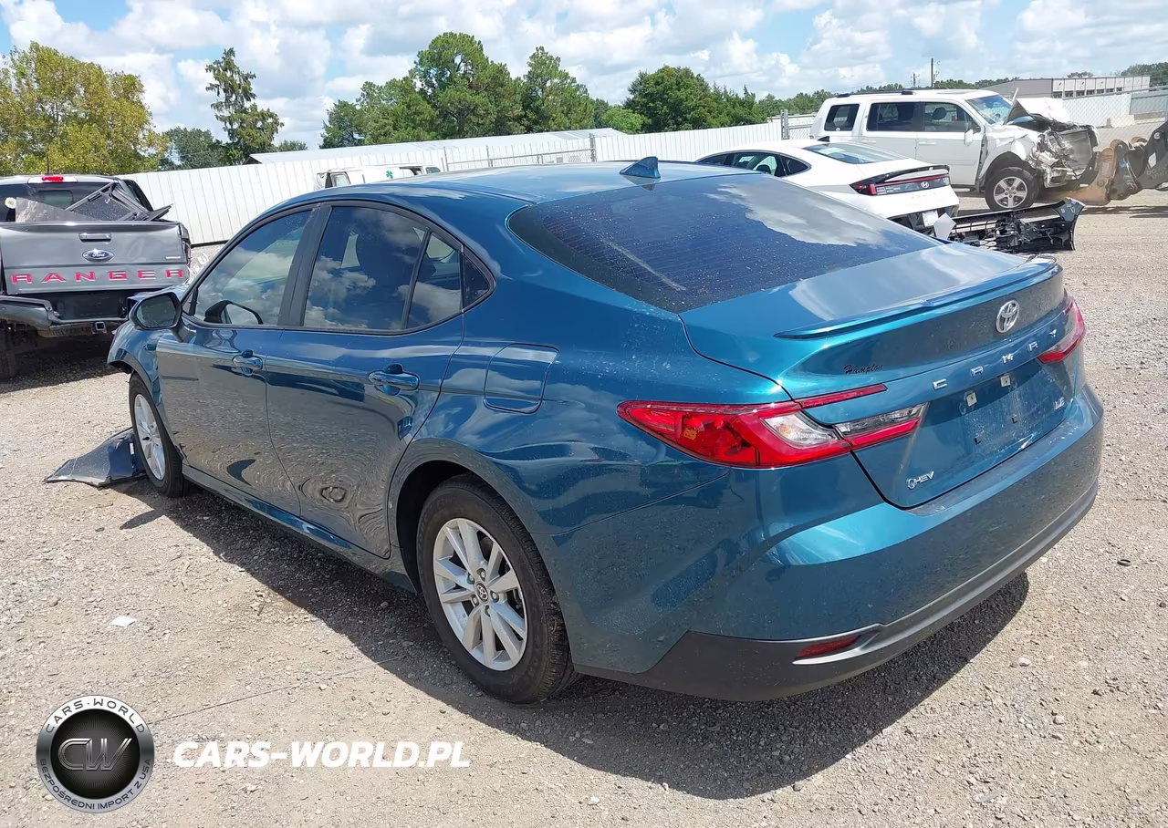 2025 Toyota Camry Le VIN:4T1DAACK9SU591437 - 3