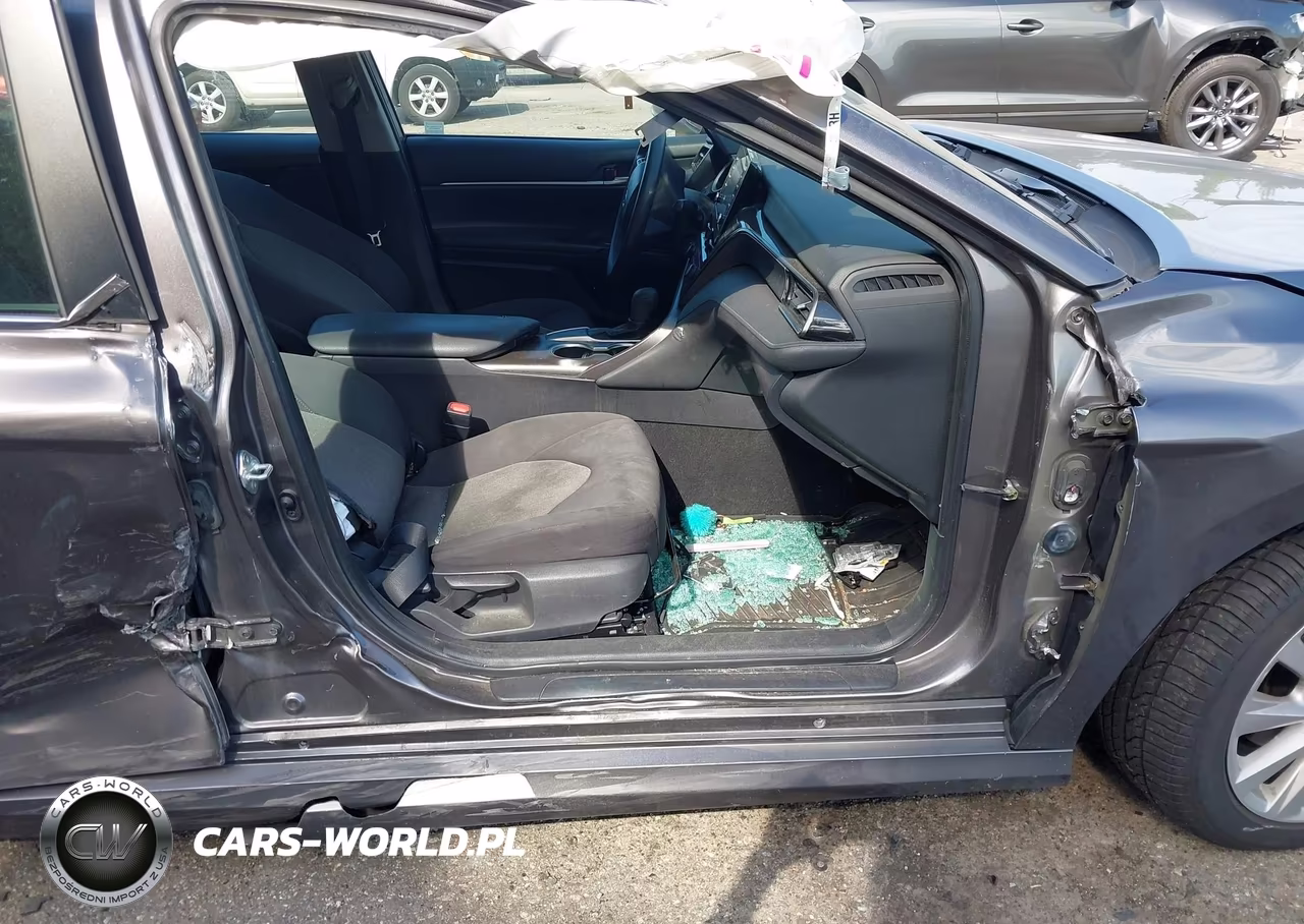 2021 Toyota Camry Le VIN:4T1C11AK4MU586759 - 5