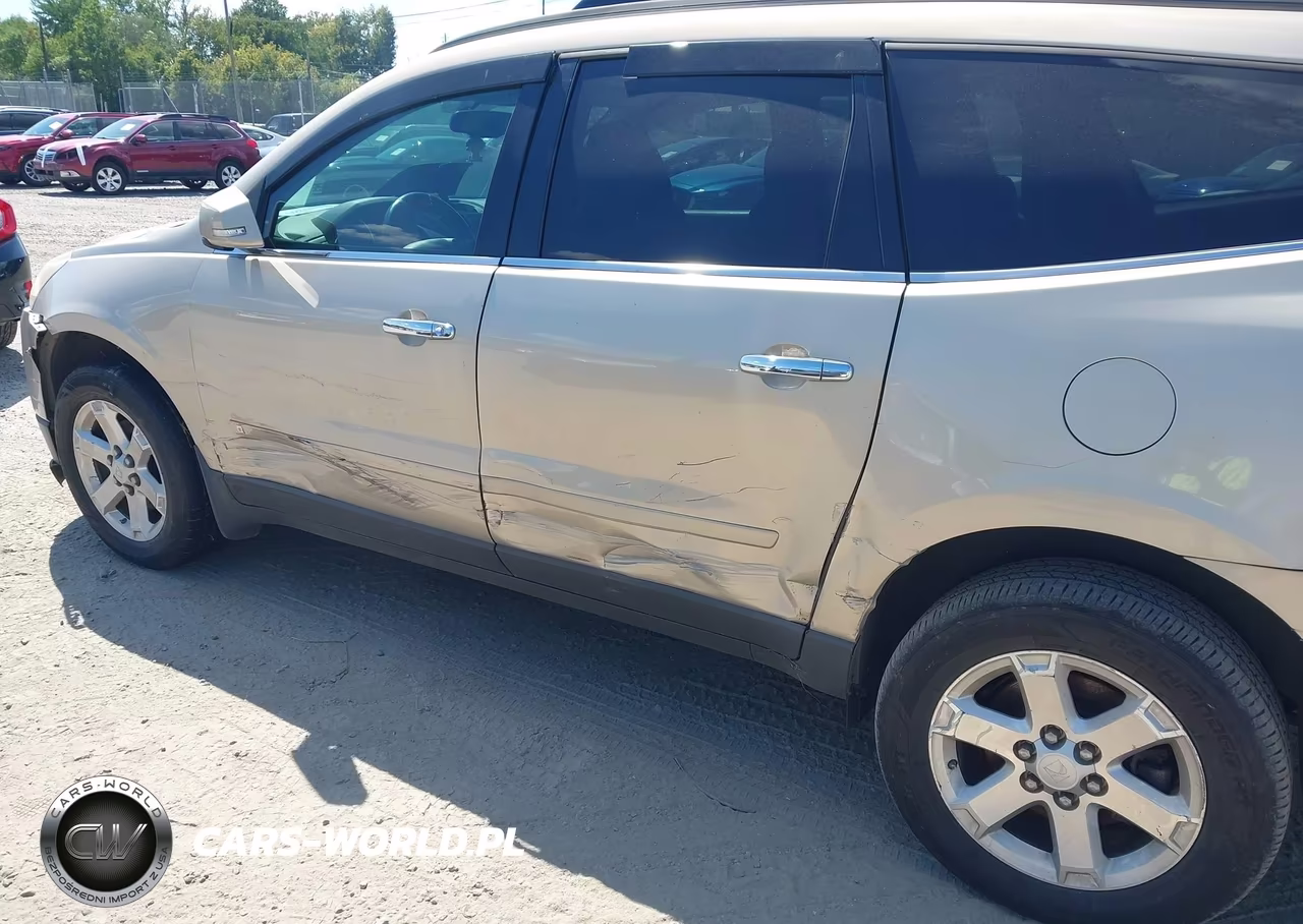 2010 Chevrolet Traverse Lt VIN:1GNLRFED4AS145542 - 6