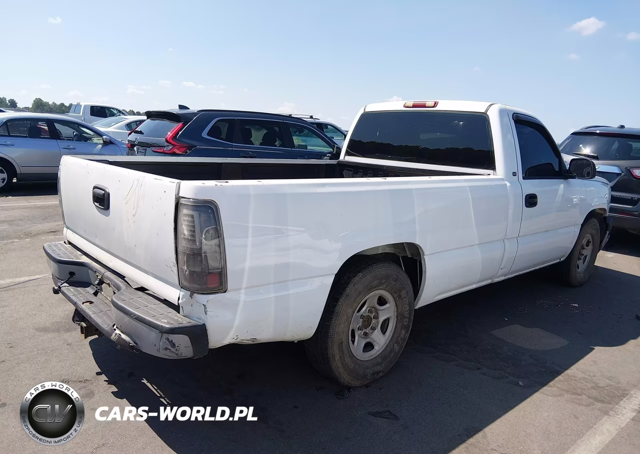 2004 Chevrolet Silverado 1500 Work Truck VIN:1GCEC14V24E132937 - 4