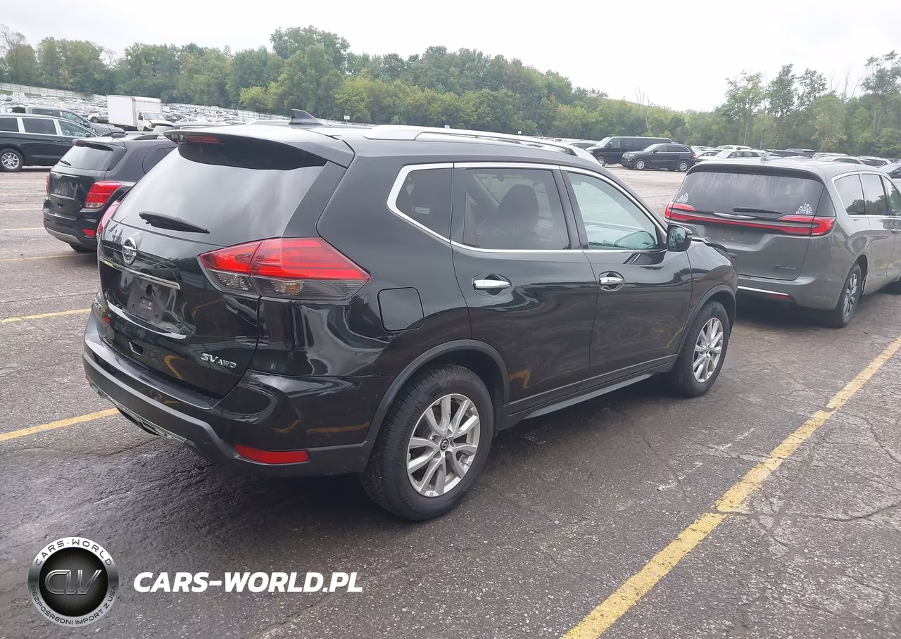 2017 Nissan Rogue Sv VIN:KNMAT2MV3HP506826 - 4