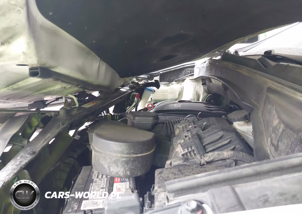 2015 Hyundai Santa Fe Sport 2.4L VIN:5XYZU3LB1FG242776 - 10