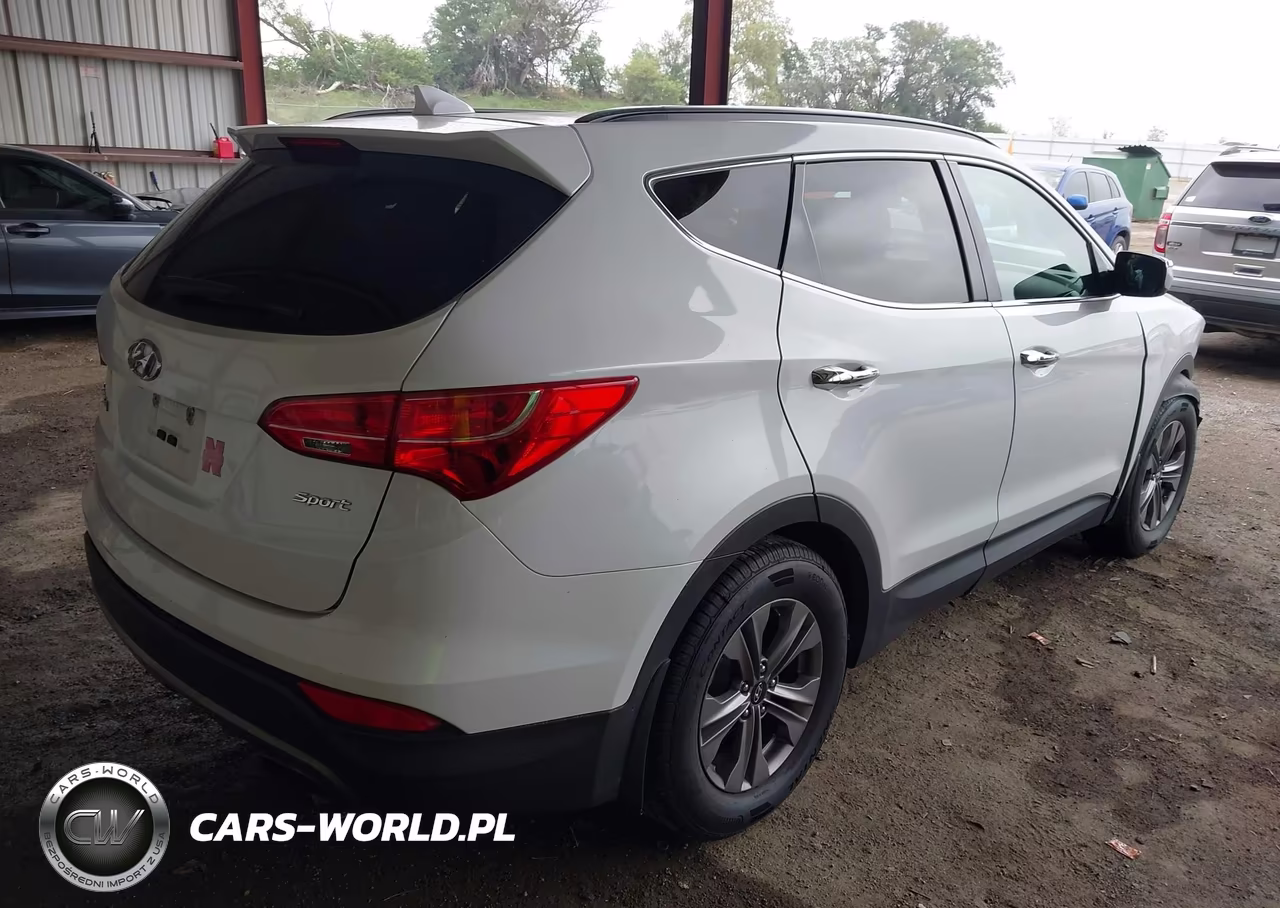 2015 Hyundai Santa Fe Sport 2.4L VIN:5XYZU3LB1FG242776 - 4