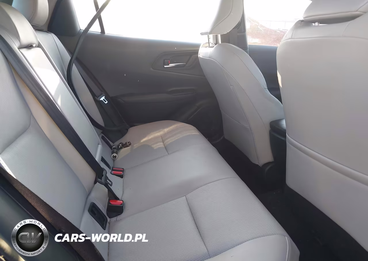 2024 Toyota Prius Xle Awd-E VIN:JTDADABU4R3024893 - 8