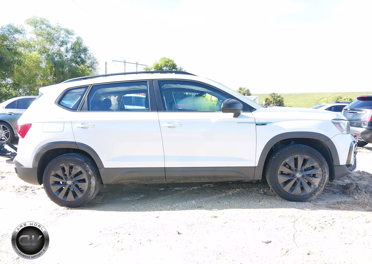 2022 Volkswagen Taos 1.5T S VIN:3VVCX7B28NM015688 - 13