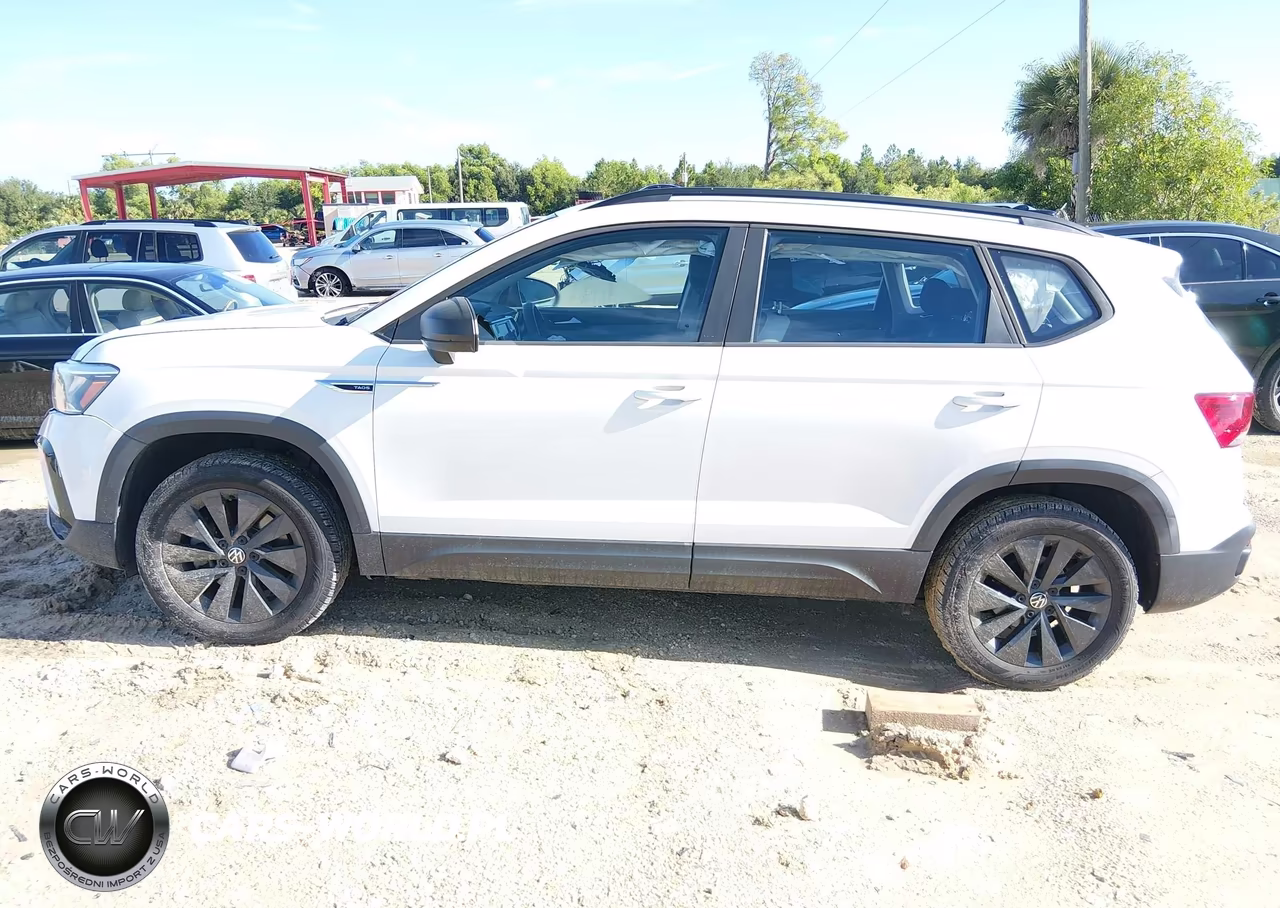 2022 Volkswagen Taos 1.5T S VIN:3VVCX7B28NM015688 - 14