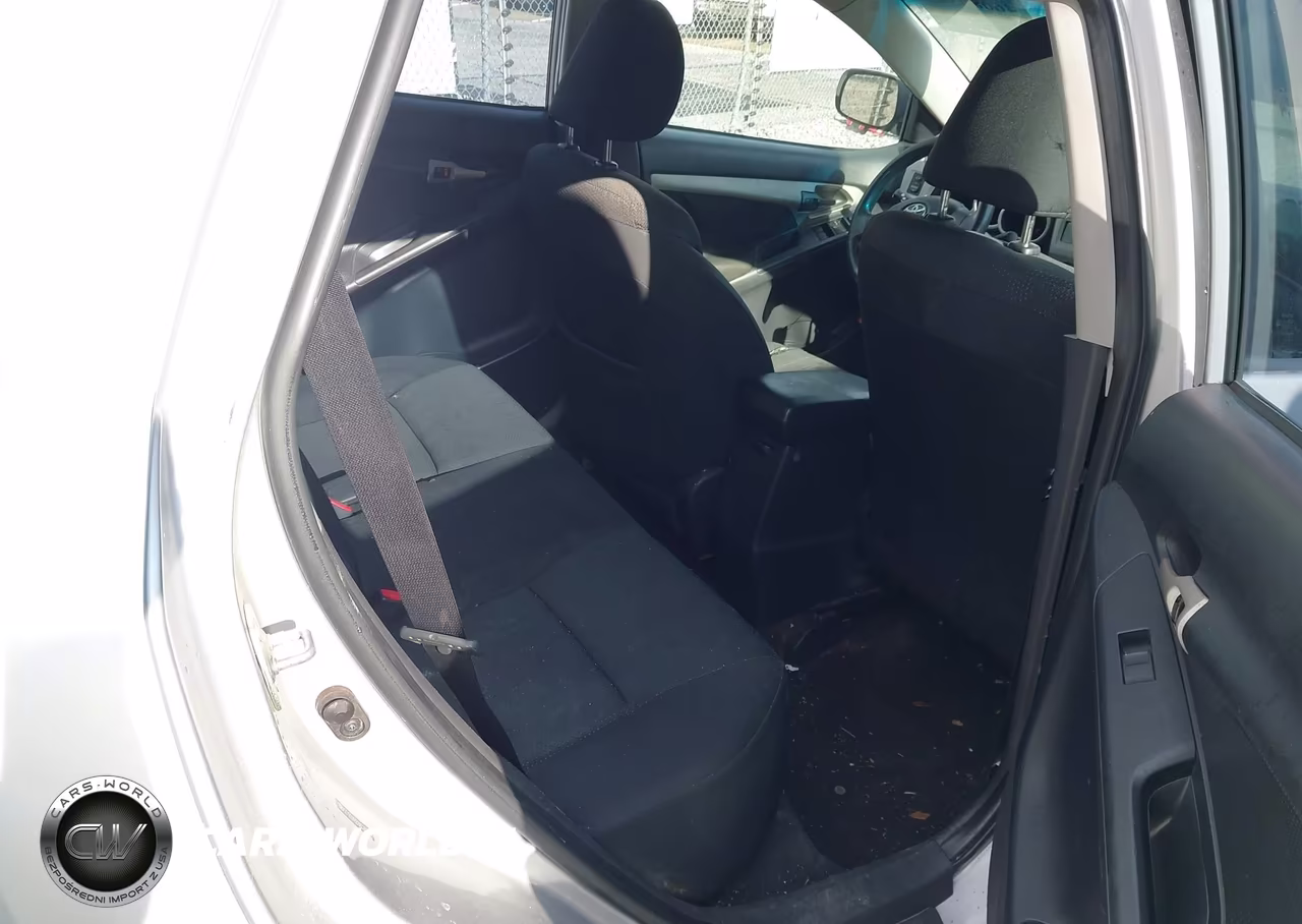 2010 Toyota Matrix VIN:2T1KU4EE8AC262364 - 8