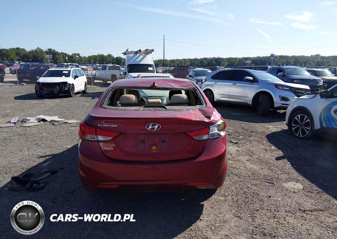 2013 Hyundai Elantra Gls VIN:5NPDH4AE6DH442639 - 16