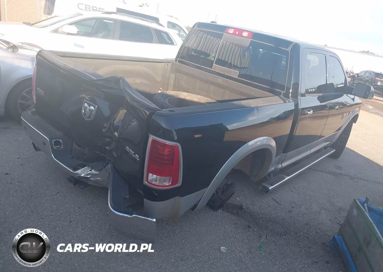 2013 Ram 1500 Laramie VIN:1C6RR7NTXDS621949 - 4