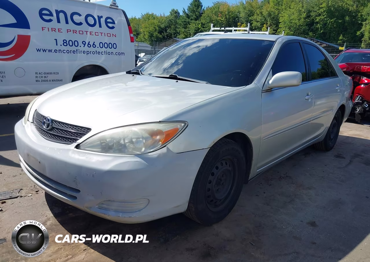 2002 Toyota Camry Le VIN:4T1BE32K72U061301 - 2