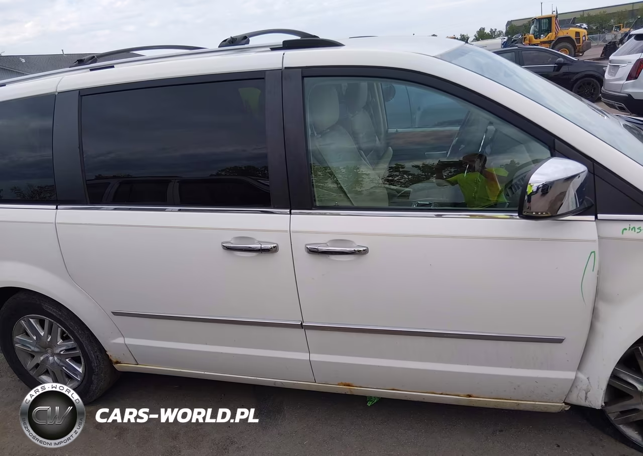 2010 Chrysler Town & Country New Limited VIN:2A4RR7DX1AR456572 - 13