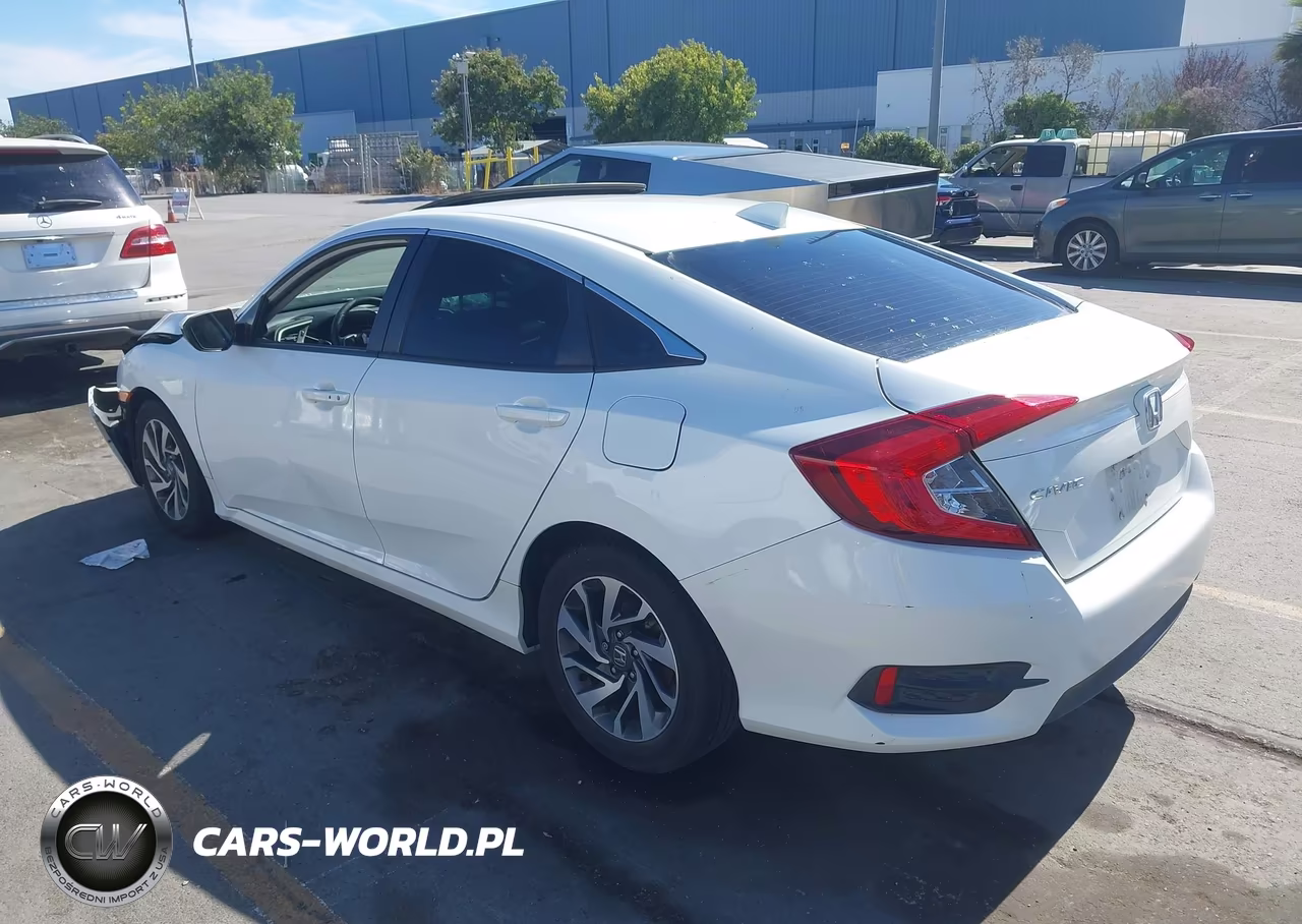 2018 Honda Civic Ex VIN:2HGFC2F73JH546520 - 3