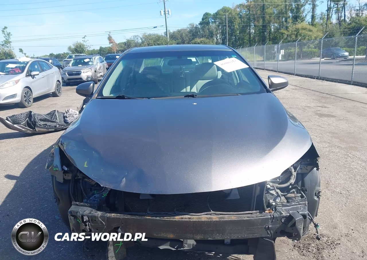 2017 Toyota Camry Le VIN:4T1BF1FK7HU788278 - 12