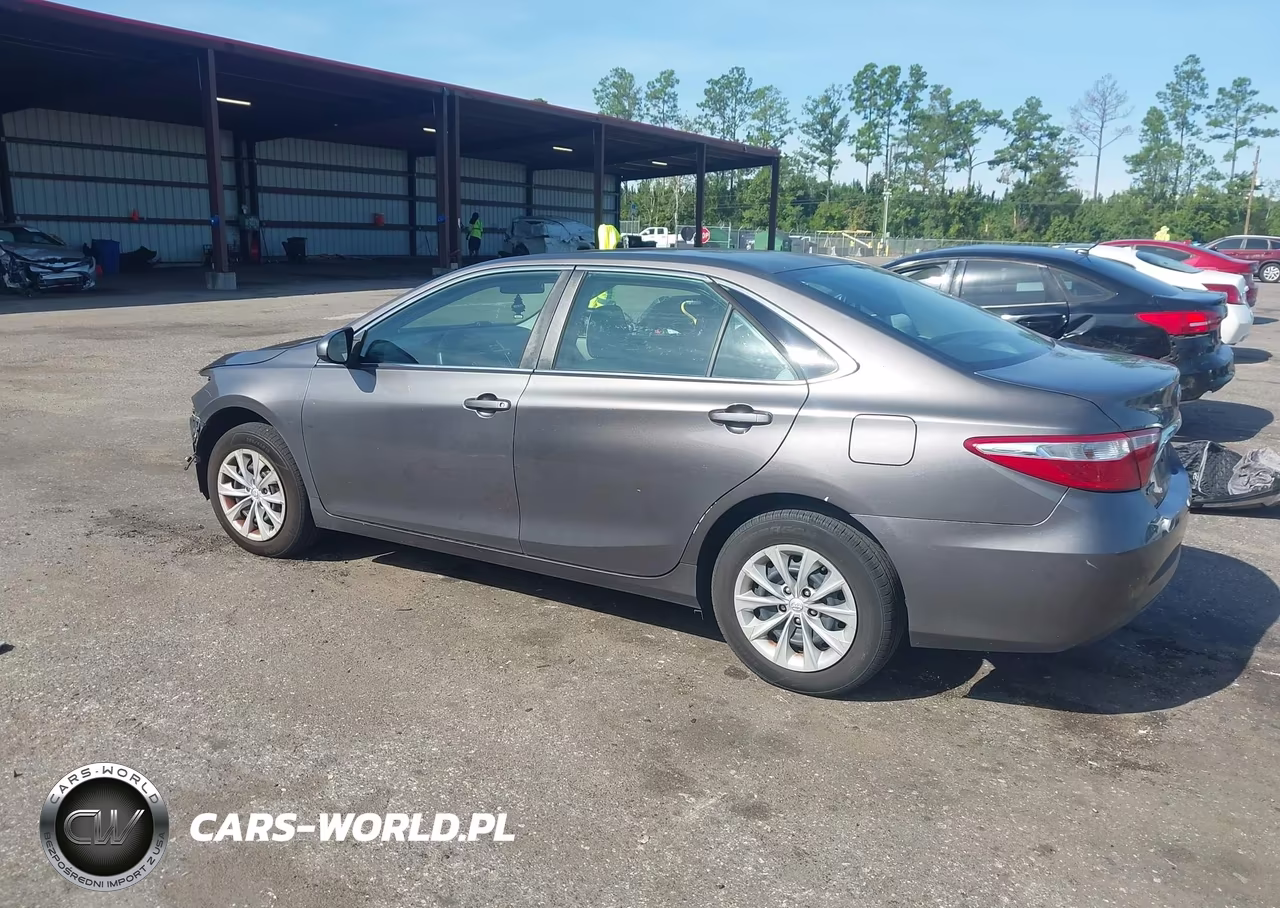 2017 Toyota Camry Le VIN:4T1BF1FK7HU788278 - 3